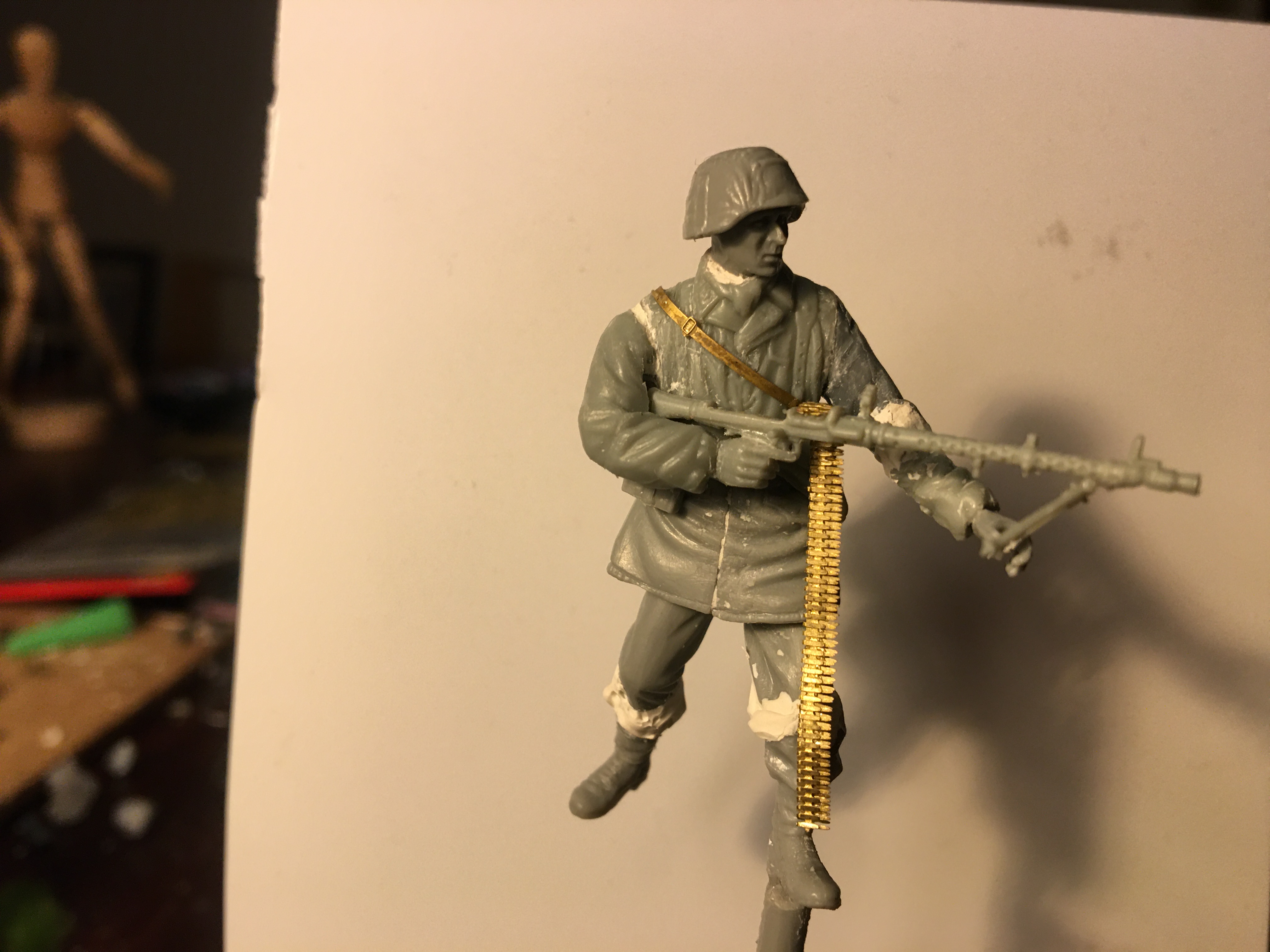 4"German Soldier with Bomb Vinyl Model Kit 1/16 